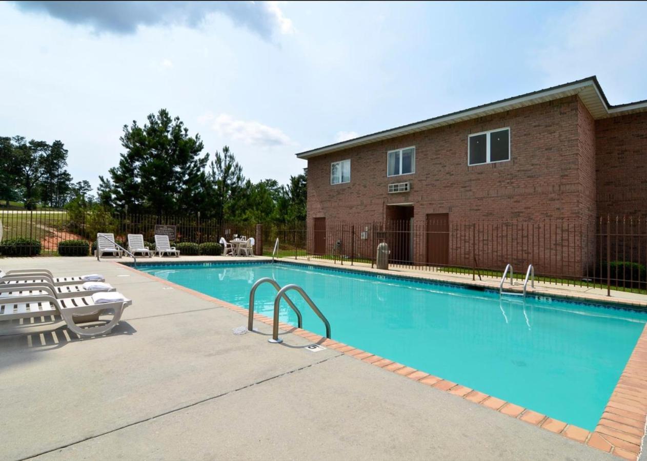 Americas Best Value Inn Wiggins מראה חיצוני תמונה