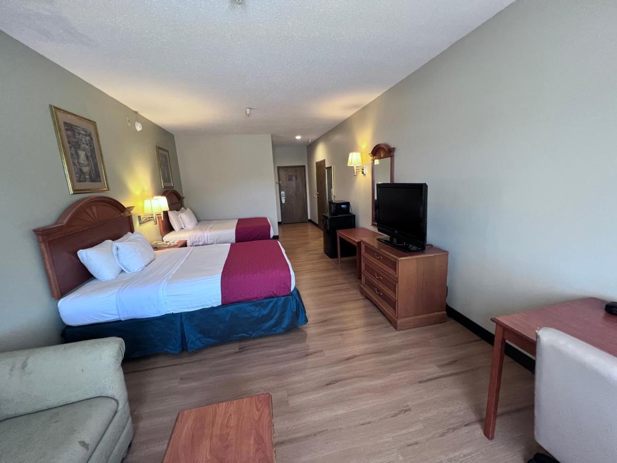 Americas Best Value Inn Wiggins מראה חיצוני תמונה